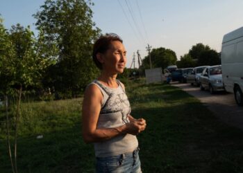 Shelling near Ukraine nuclear plant strikes towns, heightening concern