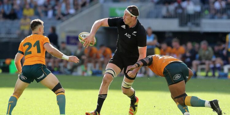 New Zealand Rugby chair Stewart Mitchell says they want Aussies to be strong