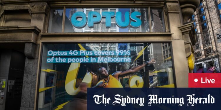 Optus breach included Medicare numbers; Anthony Albanese meets Kamala Harris, Fumio Kishida; NACC legislation to be introduced; Shinzo Abe state funeral held; Lidia Thorpe’s Greens ranks closed