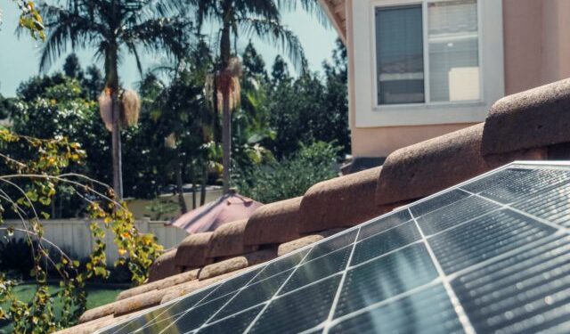 Beware ‘cheap’ solar systems in South Africa – they will cost you Beware ‘cheap’ solar systems in South Africa – they will cost you