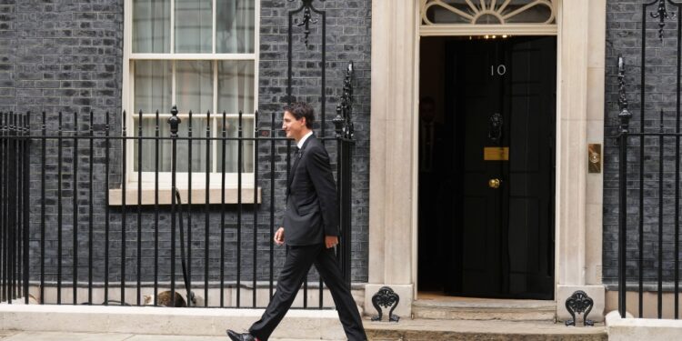 Trudeau meets Liz Truss, other world leaders in London Trudeau meets Liz Truss, other world leaders in London