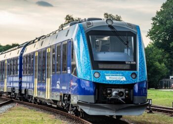 Hydrogen-Powered Passenger Trains Are Now Running in Germany | Smart News