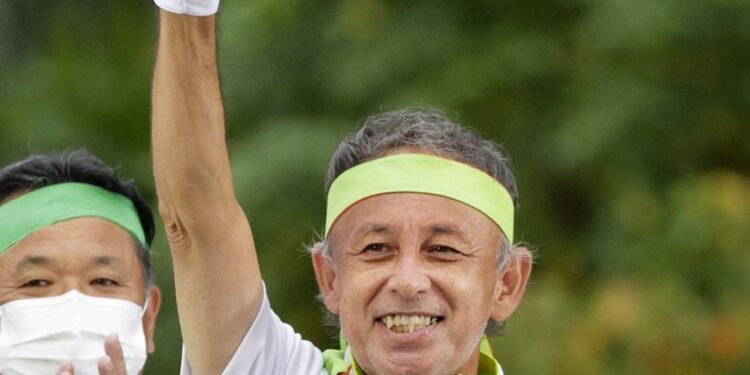 Anti-U.S. base incumbent Denny Tamaki set to win Okinawa gubernatorial race Anti-U.S. base incumbent Denny Tamaki set to win Okinawa gubernatorial race