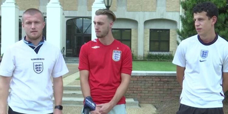 British soccer players on Gulf Coast react to Queen Elizabeth II passing British soccer players on Gulf Coast react to Queen Elizabeth II passing