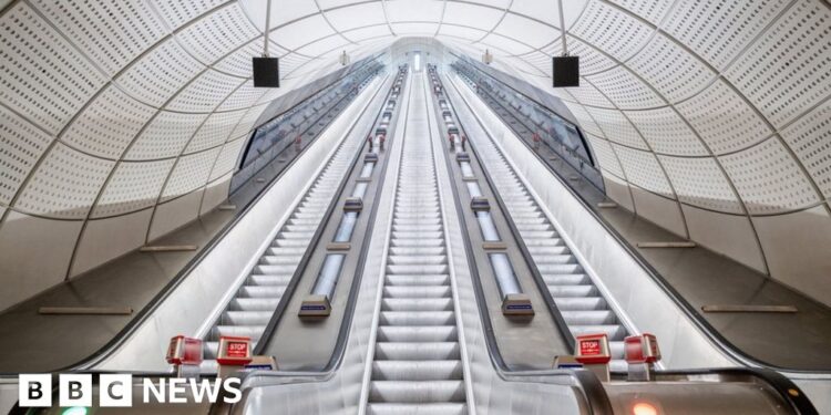 Bond Street station finally opens on Elizabeth Line – BBC