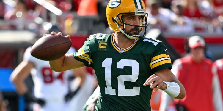 Aaron Rodgers ready to start ‘airing it out’ during London debut Aaron Rodgers ready to start ‘airing it out’ during London debut
