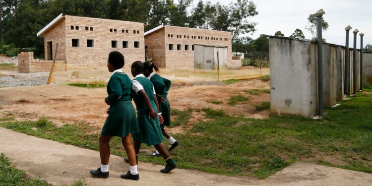How the twilight of South Africa’s migrant labour syste… How the twilight of South Africa’s migrant labour syste…