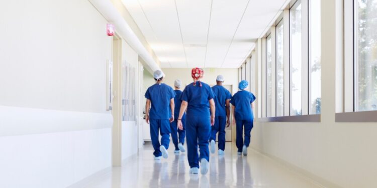 Doctors call for tighter restrictions on misuse of ‘nangs’