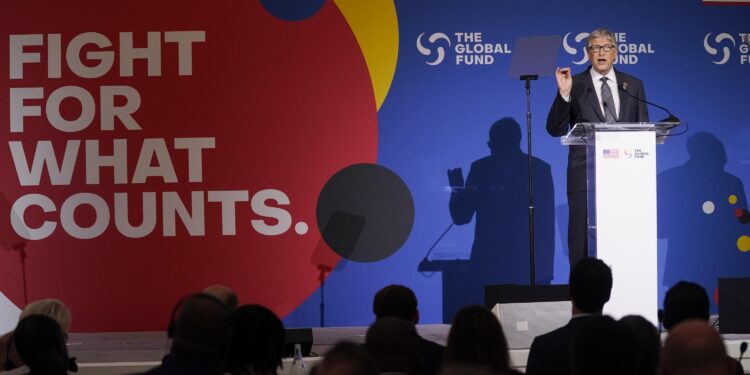 Gates Foundation pledges B for health, farming in Africa Gates Foundation pledges B for health, farming in Africa