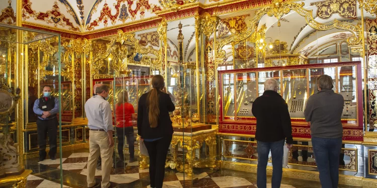 Part of haul from 2019 German museum jewelry heist recovered Part of haul from 2019 German museum jewelry heist recovered