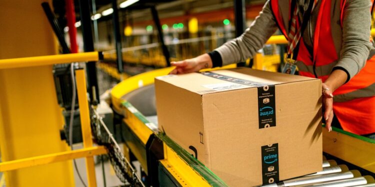 Amazon Hit With Strike Campaign in Germany Days Before Christmas