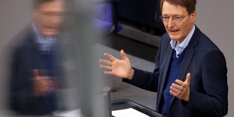 German Minister to Stop ‘Locust’ Investors in Medical Practices German Minister to Stop ‘Locust’ Investors in Medical Practices