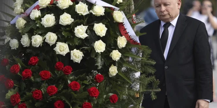 With vote ahead, Polish leader turns up anti-German rhetoric With vote ahead, Polish leader turns up anti-German rhetoric