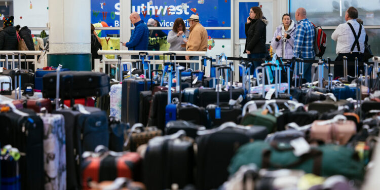 Southwest and Other Airlines Cancel Thousands of Flights Across the US Southwest and Other Airlines Cancel Thousands of Flights Across the US