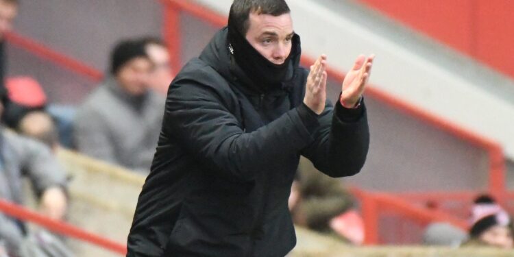 Anthony Hayes denies Ben Garner lost the Charlton Athletic dressing room – South London News Anthony Hayes denies Ben Garner lost the Charlton Athletic dressing room – South London News