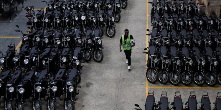Battery-swapping scheme powers Kenya’s switch to electric motorcycles Battery-swapping scheme powers Kenya’s switch to electric motorcycles
