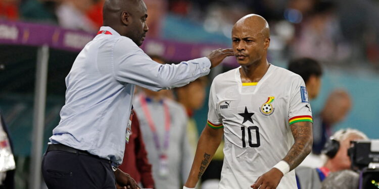‘Addo resignation good news for Ghana but Ayew brothers should follow suit’ – Fans