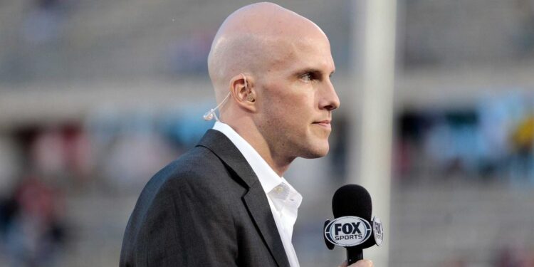 US soccer journalist Grant Wahl collapsed and died during Argentina-Netherlands game at FIFA World Cup Qatar, brother says US soccer journalist Grant Wahl collapsed and died during Argentina-Netherlands game at FIFA World Cup Qatar, brother says