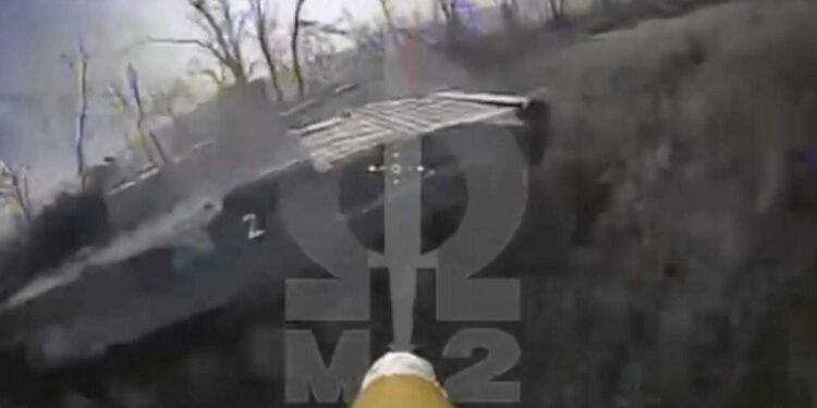 Striking video appears to show Ukrainian suicide drones destroying a column of Russian armored vehicles Striking video appears to show Ukrainian suicide drones destroying a column of Russian armored vehicles