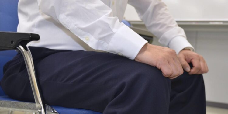 Survey highlights impact of harassment by customers on Japan’s workers