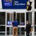 Most Canadians think there could be a 2023 recession: survey