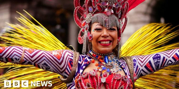 In pictures: London's New Year's Day parade – BBC