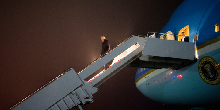 Biden Faces Blowback From Democrats on Classified Documents Biden Faces Blowback From Democrats on Classified Documents