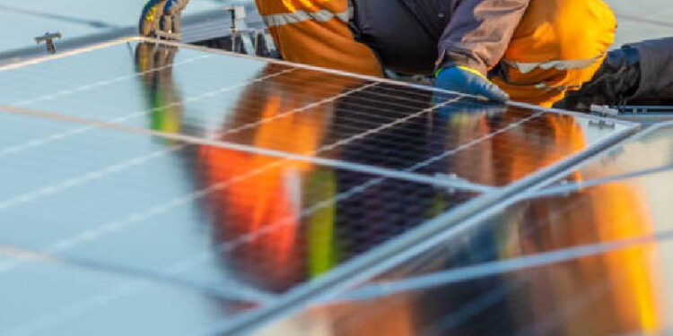 High power costs drive millions of Kenyans to solar High power costs drive millions of Kenyans to solar