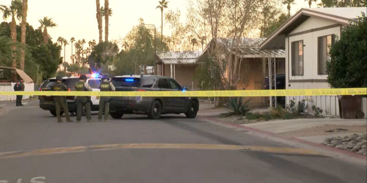 Deputies search for outstanding suspects at a mobile home park near Indio Deputies search for outstanding suspects at a mobile home park near Indio