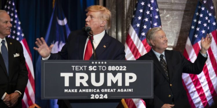 Trump confronts 2024 obstacles as he returns to campaign trail Trump confronts 2024 obstacles as he returns to campaign trail