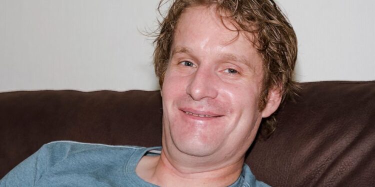 New Zealander killed in Ukraine helped hundreds, parents say New Zealander killed in Ukraine helped hundreds, parents say
