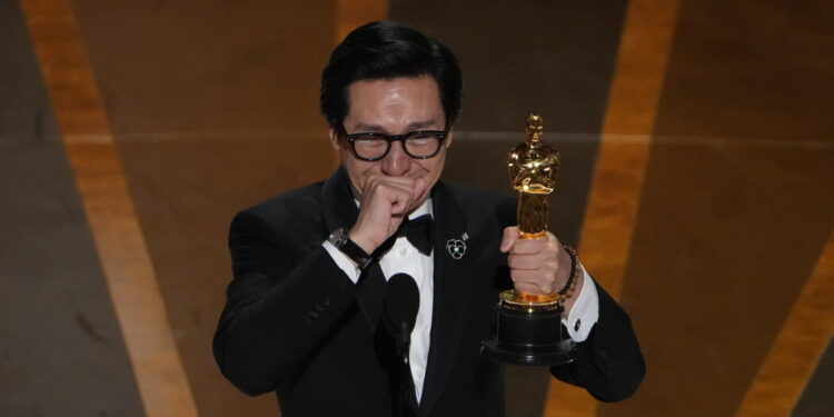 Oscars 2023 Live Updates: Ke Huy Quan and Jamie Lee Curtis Win Supporting Acting Awards Oscars 2023 Live Updates: Ke Huy Quan and Jamie Lee Curtis Win Supporting Acting Awards